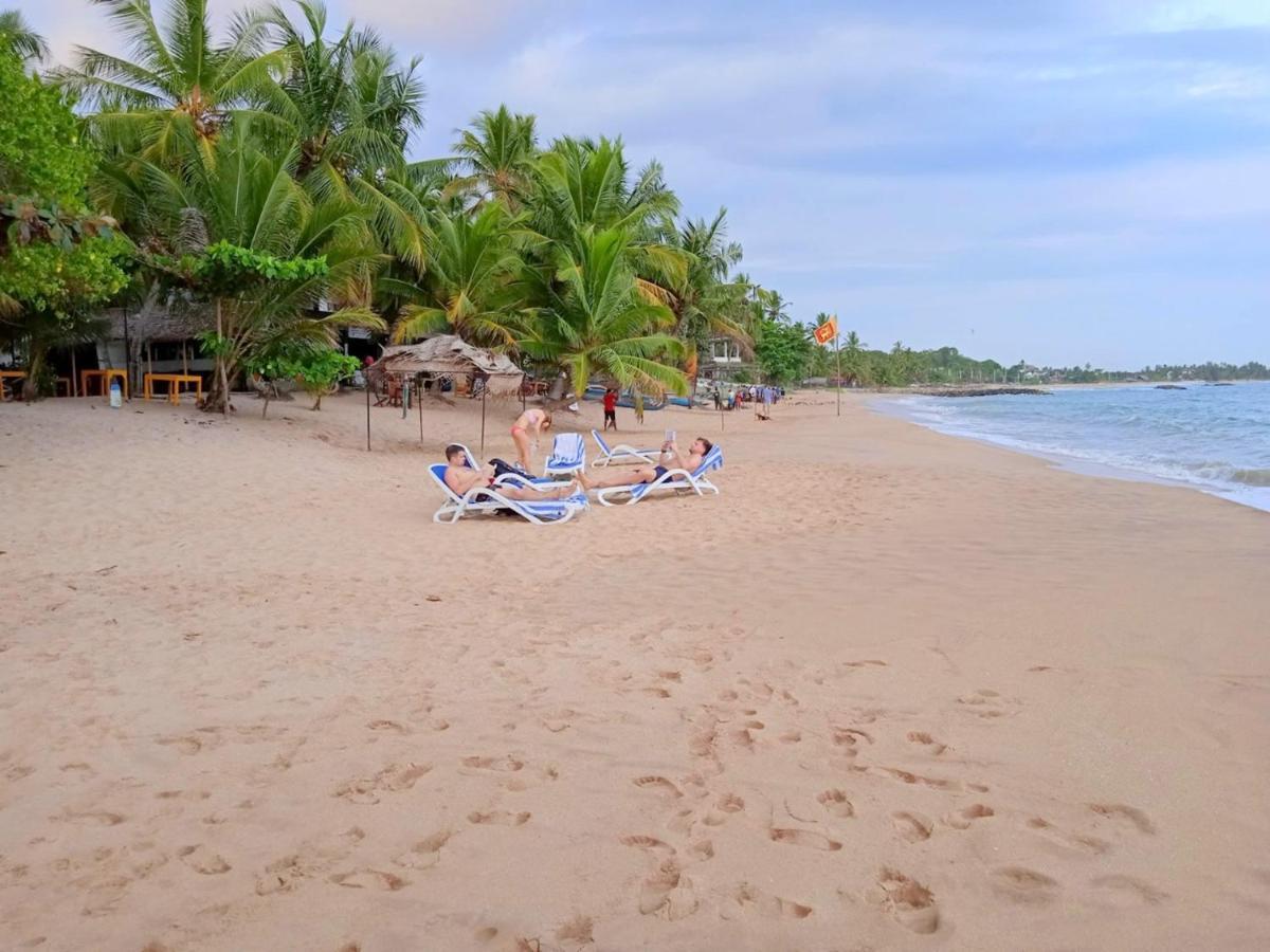 Lucky Sea Beach Hotel Tangalle Exterior foto