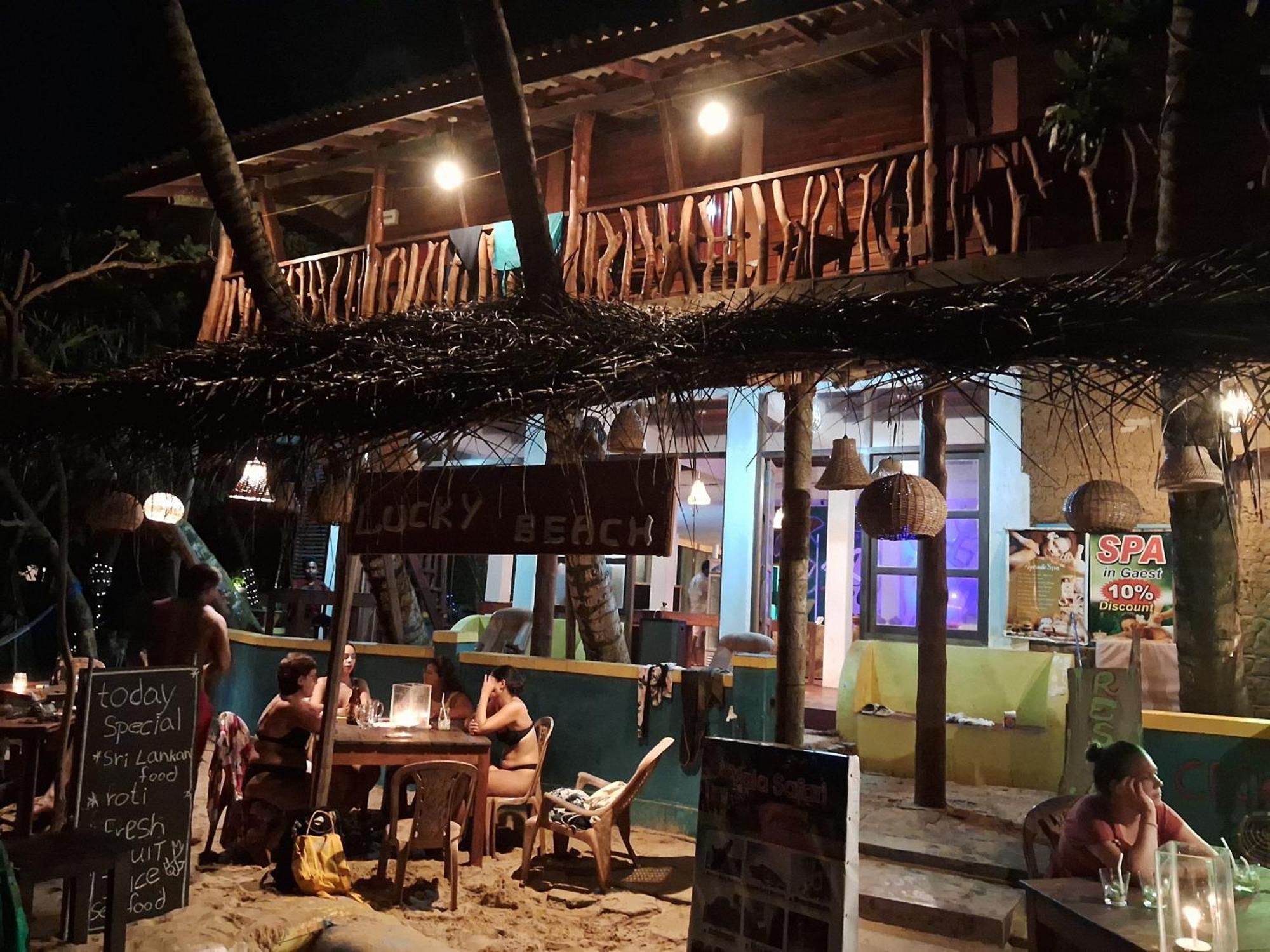 Lucky Sea Beach Hotel Tangalle Exterior foto